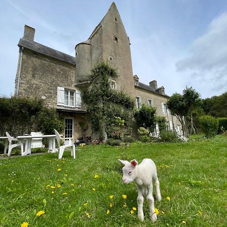 Ferme Fortifiee D Enguenard Formigny Exterior photo