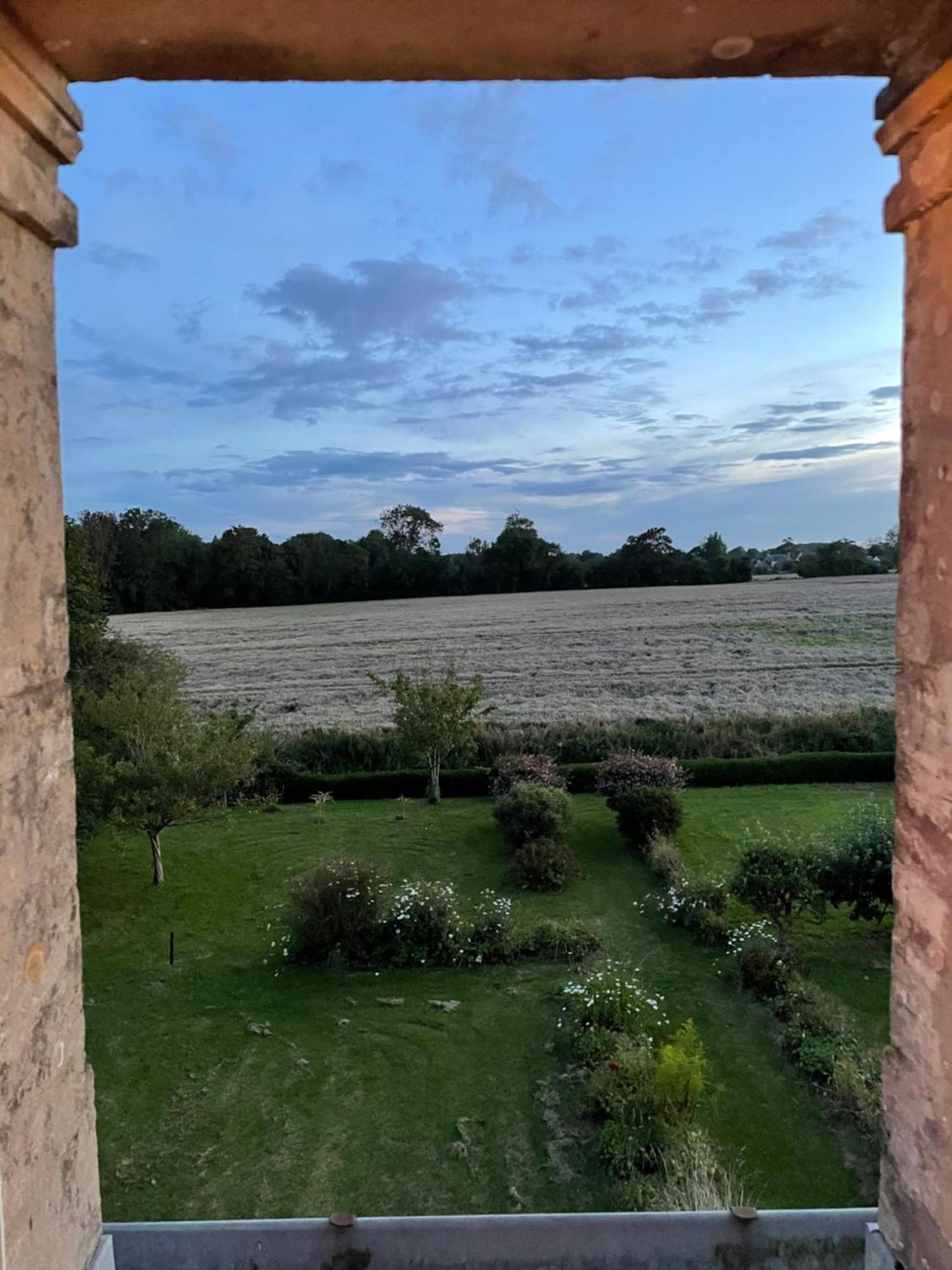 Ferme Fortifiee D Enguenard Formigny Room photo